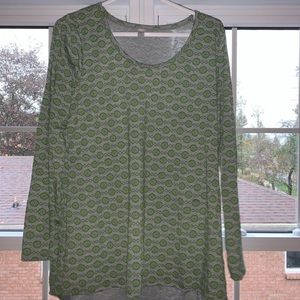 2/$30 lg lularoe lynnae